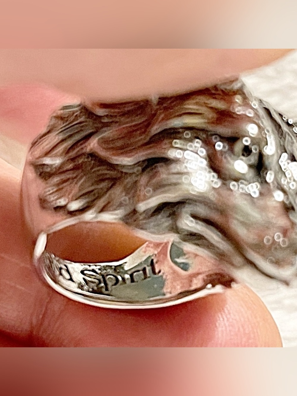 ๐ WOLF RING - "Untamed Spirit"
Ring NWT - Picture 4 of 8
